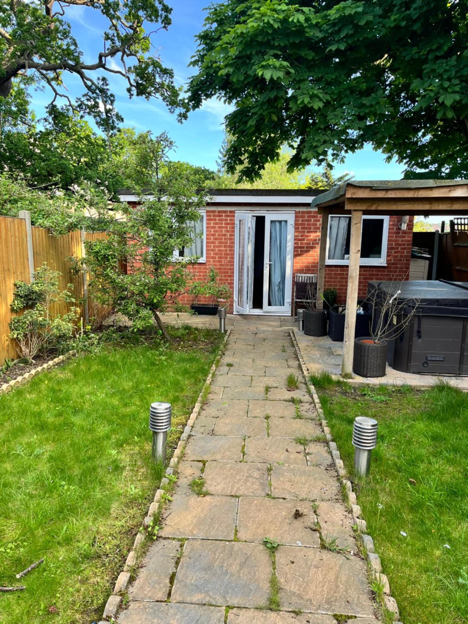 Cosy Garden Cottage Belvedere 外观 照片